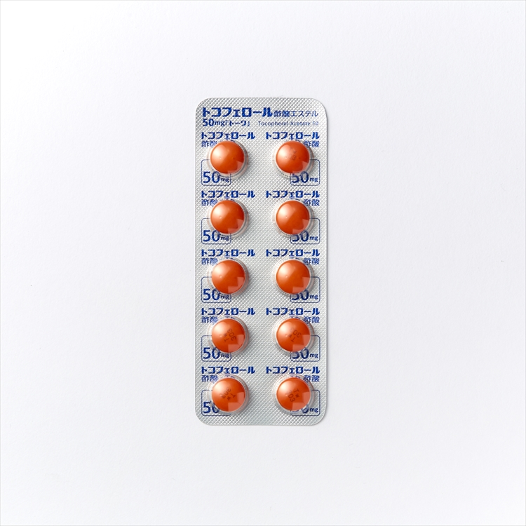 トコフェロール酢酸エステル錠５０ｍｇ「トーワ」の商品写真