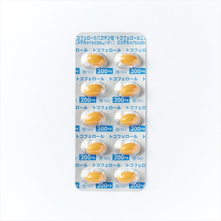 トコフェロールニコチン酸エステルカプセル２００ｍｇ「日医工」の商品写真